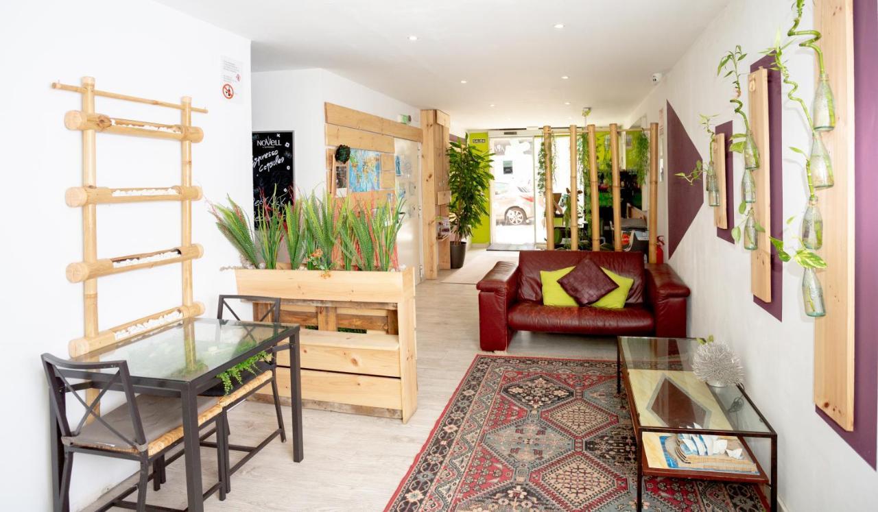 Auberge de jeunesse Easy Sants By Bossh! (Adults Only) à Barcelone Extérieur photo