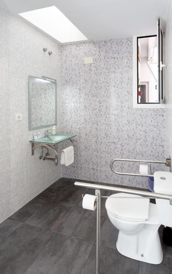 Auberge de jeunesse Easy Sants By Bossh! (Adults Only) à Barcelone Extérieur photo