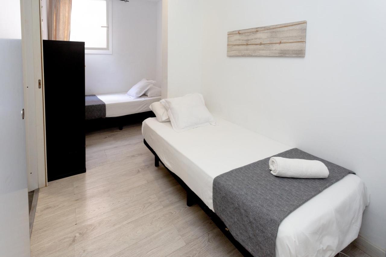 Auberge de jeunesse Easy Sants By Bossh! (Adults Only) à Barcelone Extérieur photo