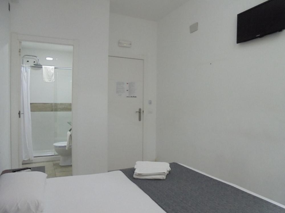 Auberge de jeunesse Easy Sants By Bossh! (Adults Only) à Barcelone Extérieur photo