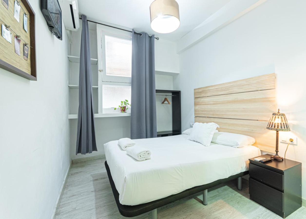 Auberge de jeunesse Easy Sants By Bossh! (Adults Only) à Barcelone Extérieur photo